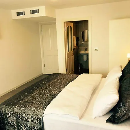 Aparthotel Sweet 4*